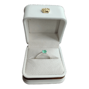 Anillo de plata con esmeralda Aurea